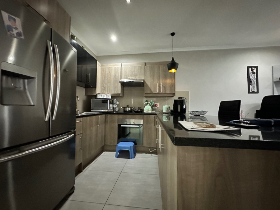 3 Bedroom Property for Sale in Table View Western Cape